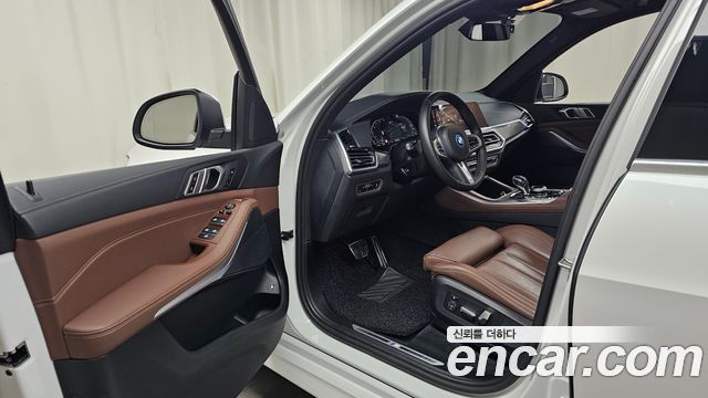BMW X5 2022 — photo 13