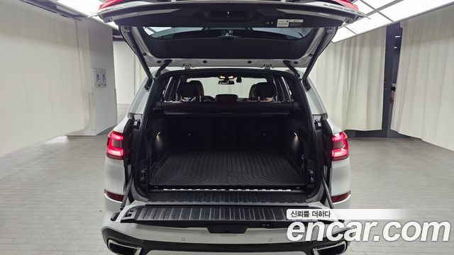 BMW X5 2022 — photo 26
