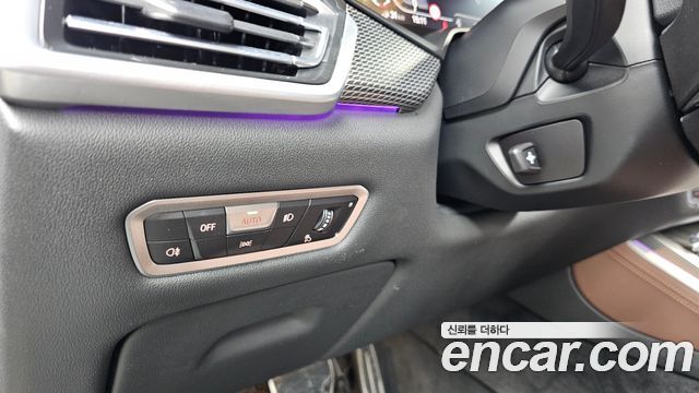 BMW X5 2022 — photo 31