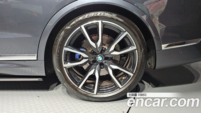 BMW X7 2020 — photo 7