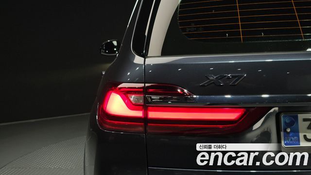 BMW X7 2020 — photo 9