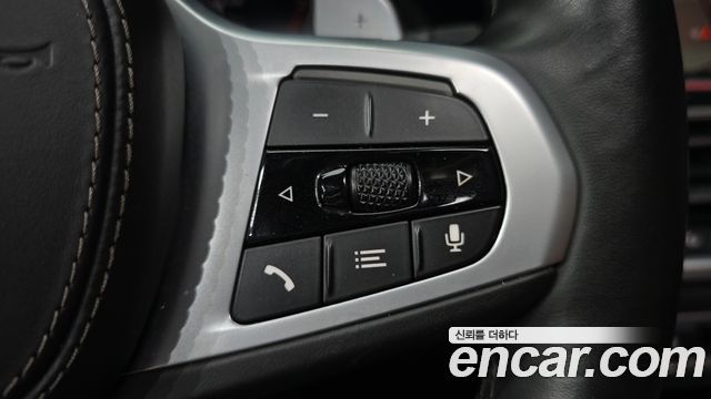BMW X7 2020 — photo 28