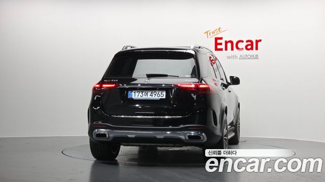 Mercedes-Benz GLE-Class 2025 — photo 4