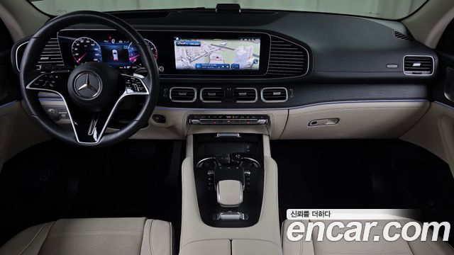 Mercedes-Benz GLE-Class 2025 — photo 20