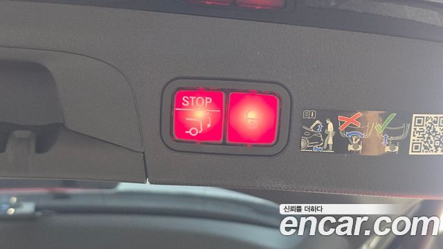 Mercedes-Benz GLE-Class 2025 — photo 16