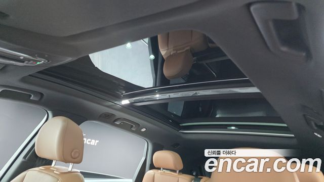 Audi Q7 2021 — photo 17