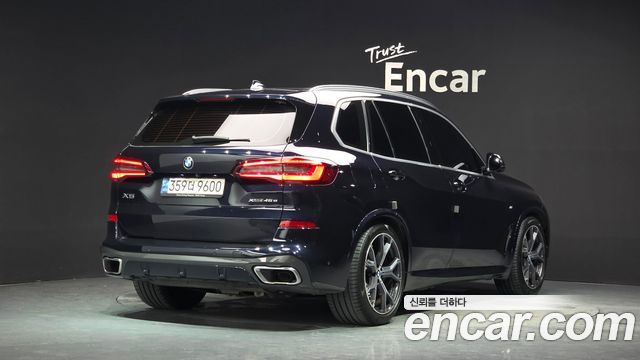 BMW X5 2021 — photo 2