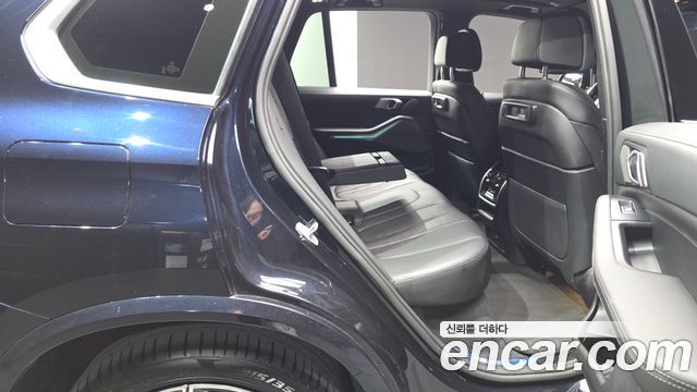 BMW X5 2021 — photo 12