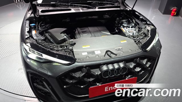 Audi Q5 2025 — photo 6