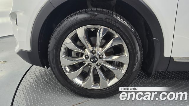 Kia Sorento 2018 — photo 5