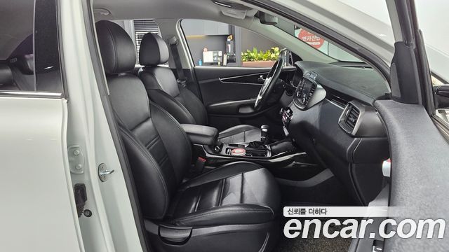 Kia Sorento 2018 — photo 16
