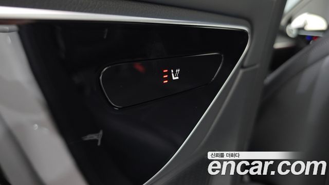 Mercedes-Benz GLC-Class 2023 — photo 19