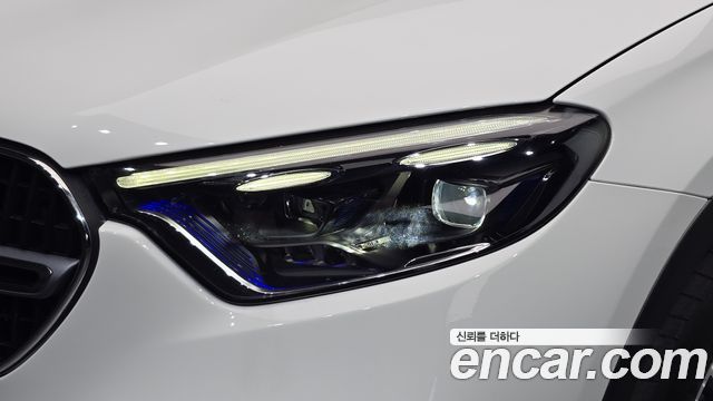 Mercedes-Benz GLC-Class 2023 — photo 8