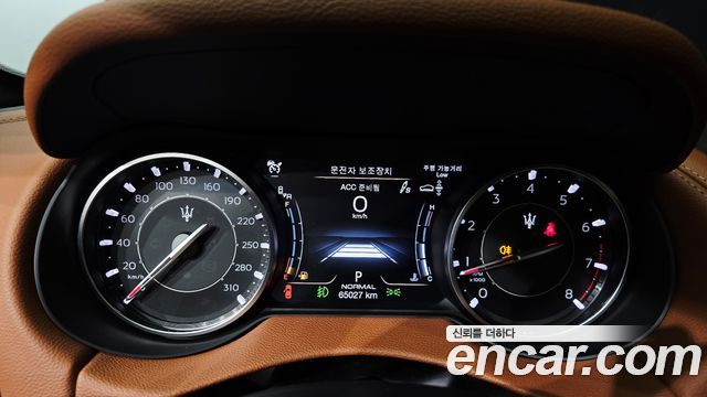 Maserati Levante 2022 — photo 11