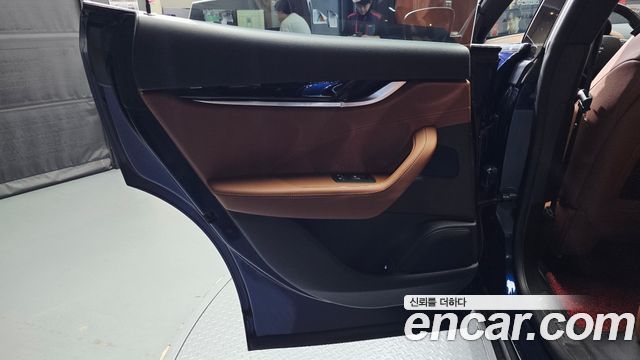 Maserati Levante 2022 — photo 15
