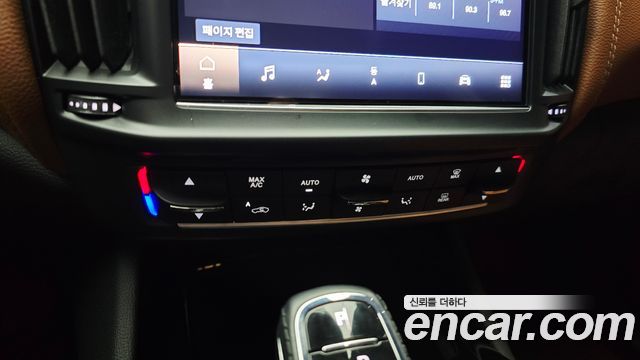 Maserati Levante 2022 — photo 34