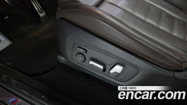 BMW X4 2020 — photo 32