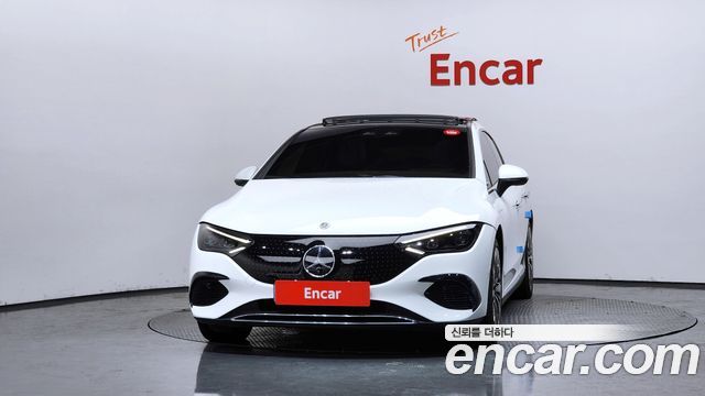 Mercedes-Benz EQE 2023 — photo 3