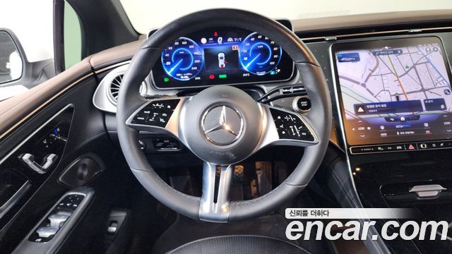 Mercedes-Benz EQE 2023 — photo 19