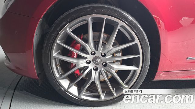 Maserati Ghibli 2018 — photo 5