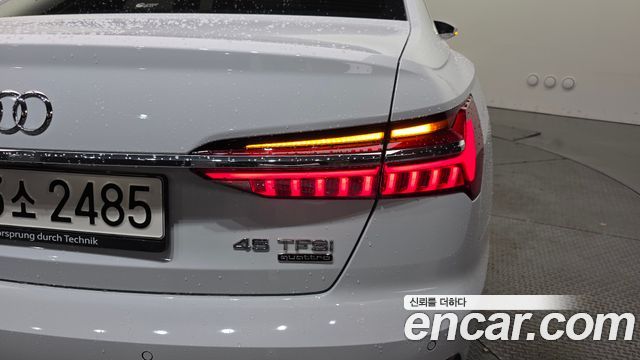 Audi A6 2023 — photo 9