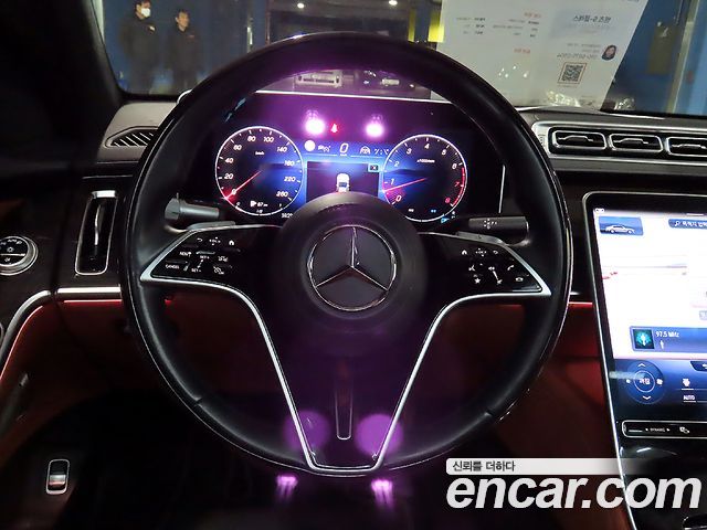 Mercedes-Benz S-Class 2021 — photo 8