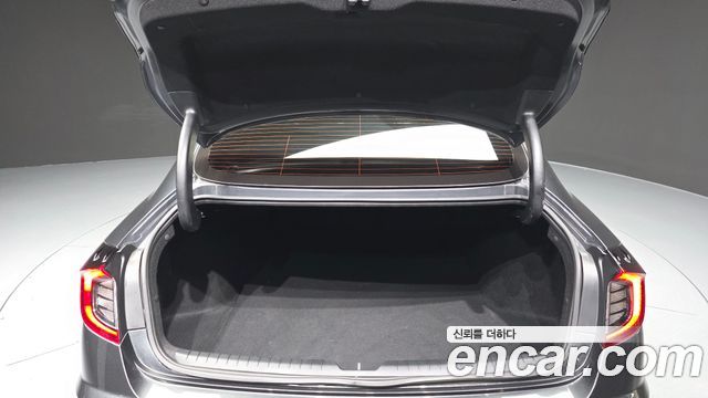 Hyundai Sonata 2022 — photo 26