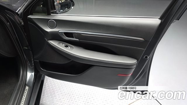 Hyundai Sonata 2022 — photo 14