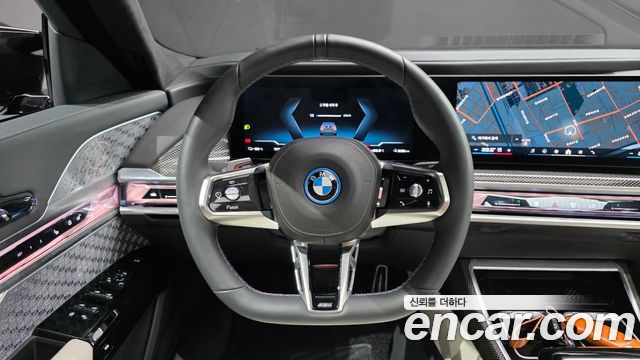BMW i7 2025 — photo 13