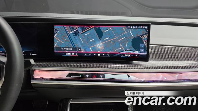 BMW i7 2025 — photo 17