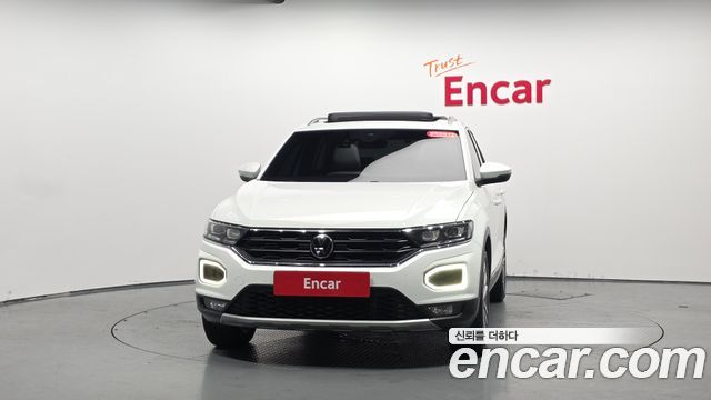 Volkswagen T-Roc 2021 — photo 3