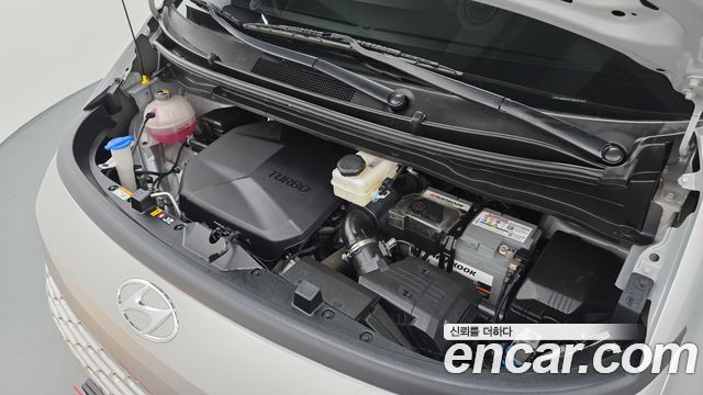 Hyundai Staria 2022 — photo 6