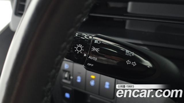 Hyundai Staria 2022 — photo 21