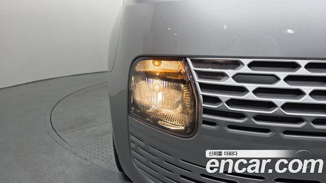 Hyundai Staria 2022 — photo 8
