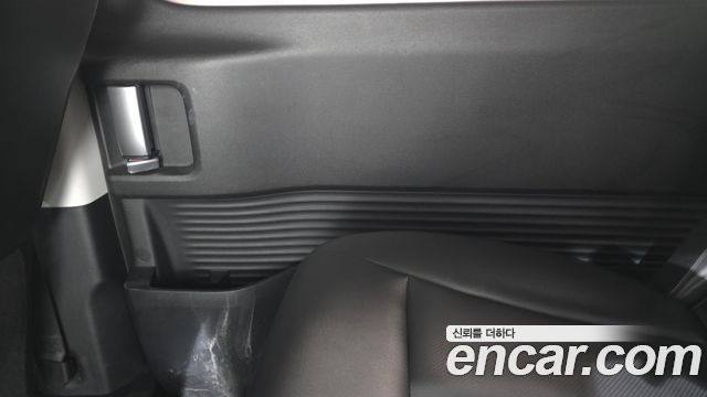 Hyundai Staria 2022 — photo 15