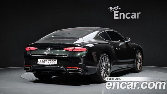 Bentley Continental 2025 — photo 2