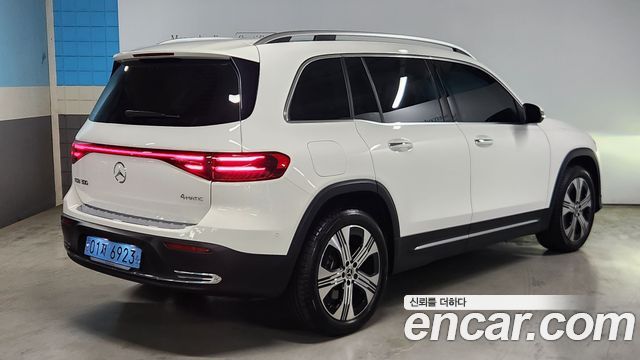 Mercedes-Benz EQB 2024 — photo 2