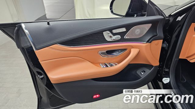 Mercedes-Benz CLS-Class 2022 — photo 14