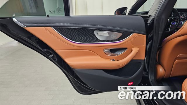 Mercedes-Benz CLS-Class 2022 — photo 15