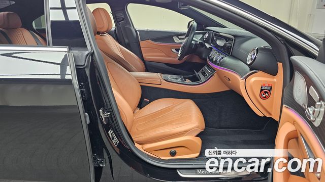 Mercedes-Benz CLS-Class 2022 — photo 16