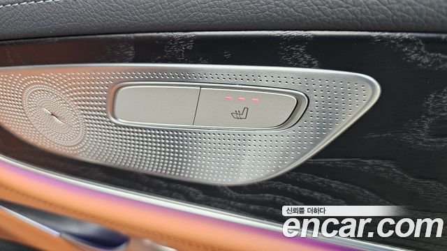 Mercedes-Benz CLS-Class 2022 — photo 28