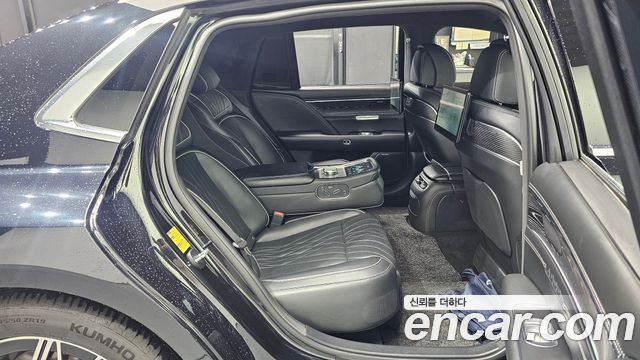 Genesis G90 2022 — photo 19