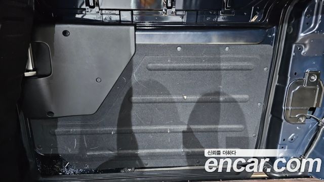 Hyundai Staria 2023 — photo 13