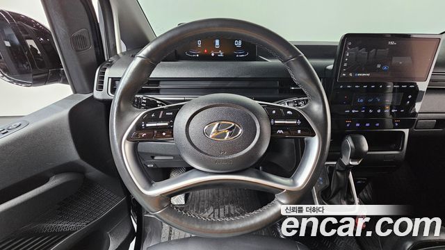 Hyundai Staria 2023 — photo 19