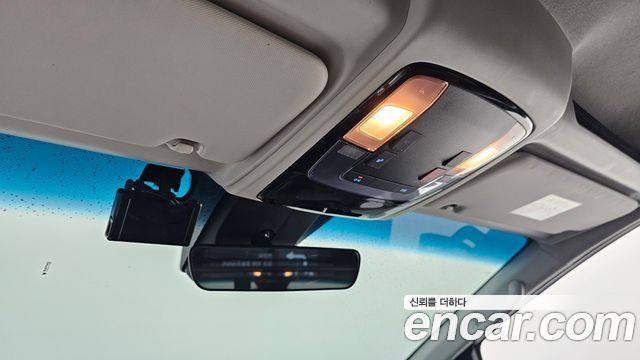 Hyundai Staria 2023 — photo 22