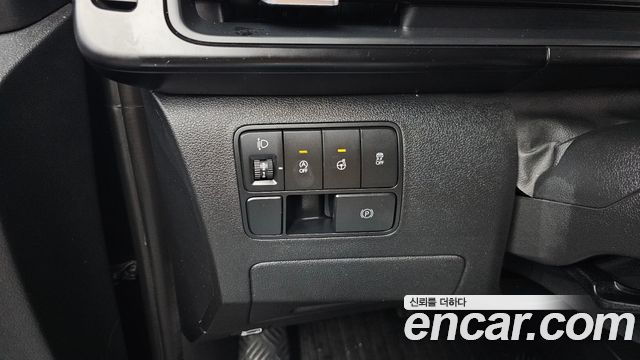Hyundai Staria 2023 — photo 23