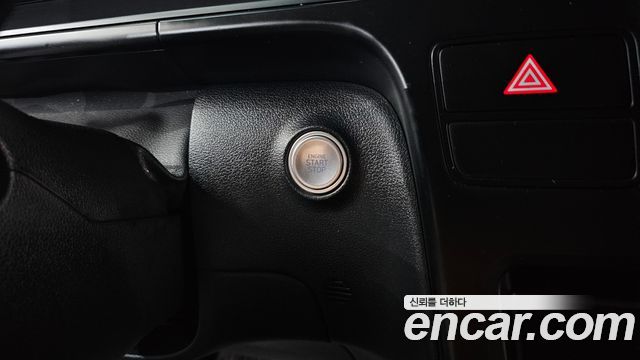 Hyundai Staria 2023 — photo 25