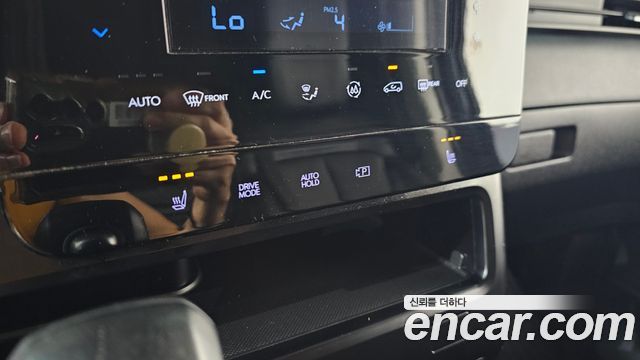 Hyundai Staria 2023 — photo 28