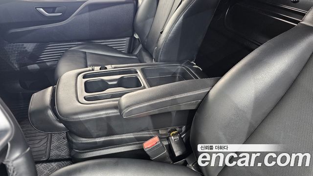 Hyundai Staria 2023 — photo 30