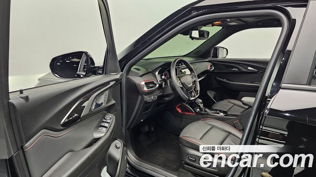 ChevroletGMDaewoo Trailblazer 2022 — photo 13